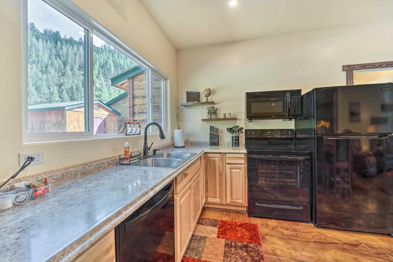 Serene Dolores Cabin With Patio And River Access! Exterior photo